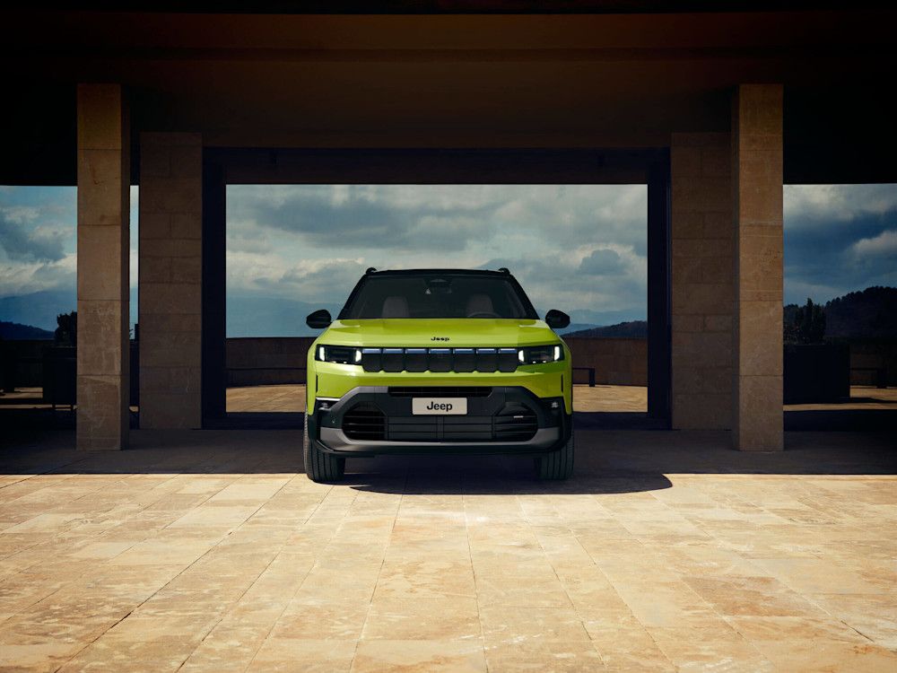 hero-card-car-sharing-jeep-compass-hybrid-image